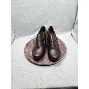 Bear Traps Womens Brown Leather Low Heeled Ankle Booties With Buckle Strap